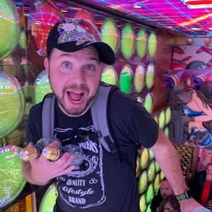 Meet your Posher, Casey